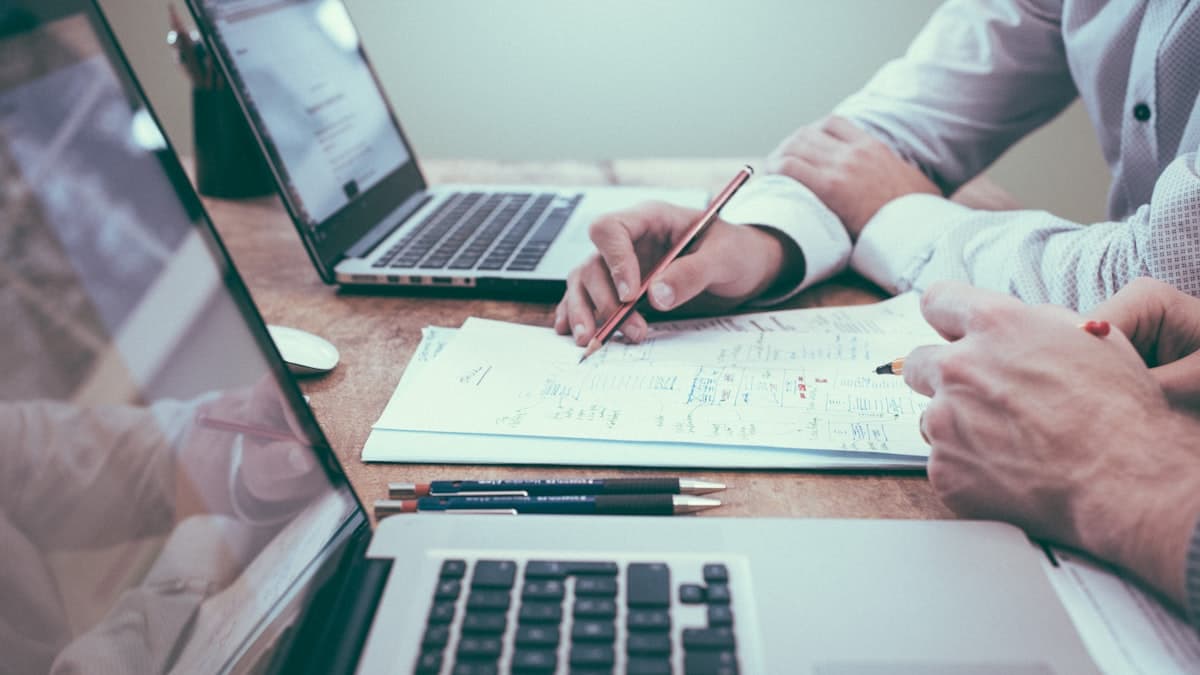 Attribution Modeling in 2026: How to Track True Campaign ROI Across Multi-Touch Customer Journeys - attribution modeling multi touch campaign roi guide by Sadab
