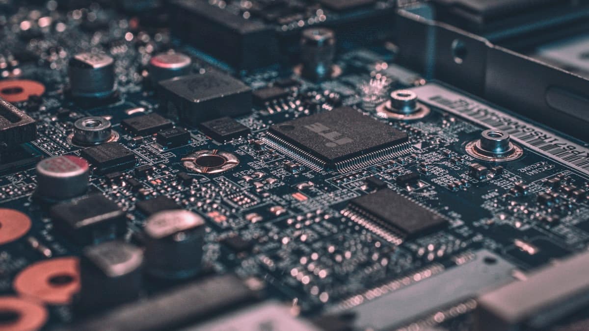 Google Ads Quality Score Deep Dive: How to Cut CPC by 40% Through Relevance Engineering - google ads quality score cpc optimization guide by Sadab