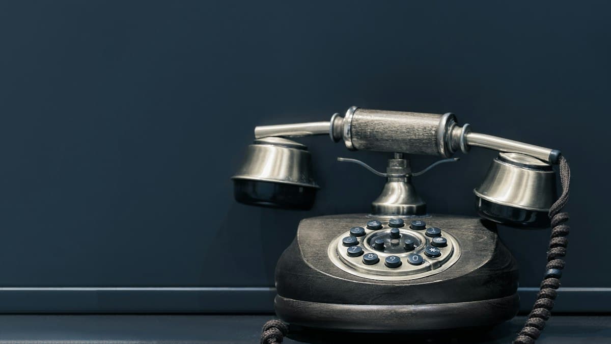 How to Cut Customer Support Response Times by 80% Without Hiring More Staff - reduce customer support response time with ai guide by Sadab