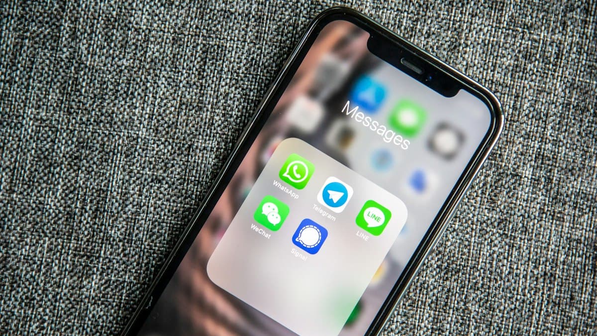 How to Build a WhatsApp AI Chatbot That Answers Customers and Closes Sales 24/7 - whatsapp ai chatbot for customer support and sales guide by Sadab